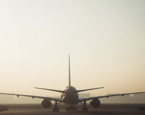 Los aviones y su contaminación en la atmósfera